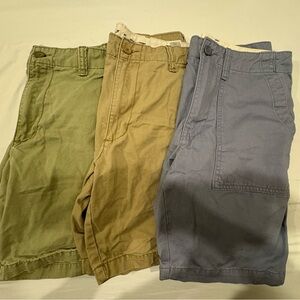 Old Navy Men's shorts - Olive, Khaki, Blue